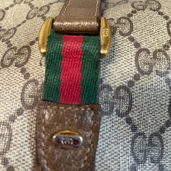 Authentic Vintage Gucci Bag - Picture 6 of 15
